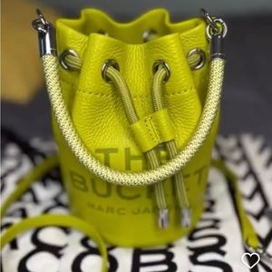 THE BUCKET BY MARC JACOBS